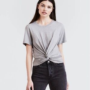 Levi’s Grey twist front shirt size Mediu